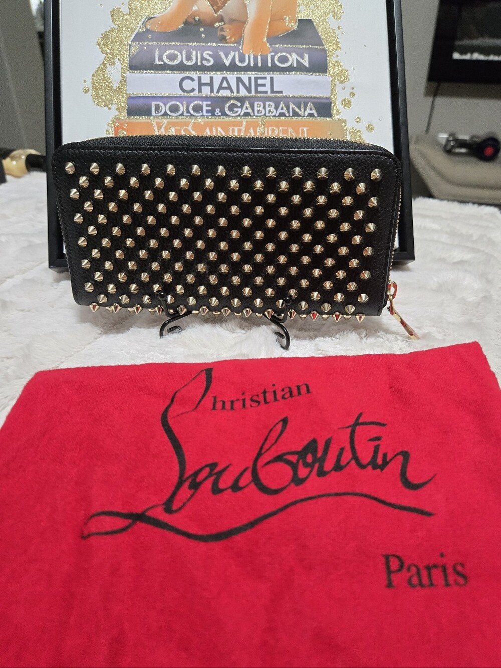 🔥 Christian Louboutin Spike Accents Leather Continental Wallet EUC 🔥